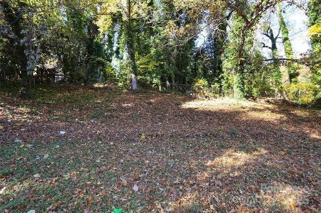 Building Photo - 937 Green Cir Dr