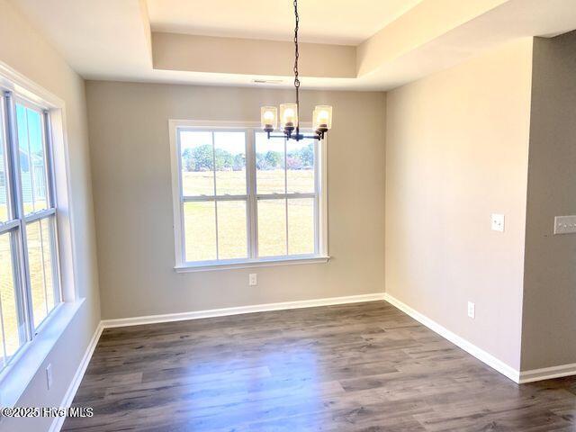 Building Photo - 716 Knoll Cir