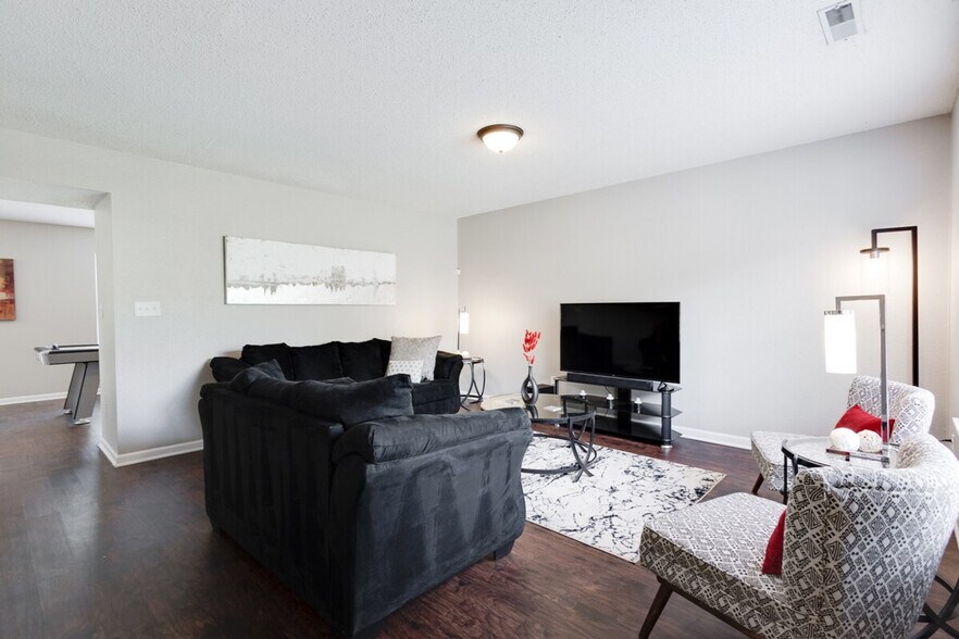 Building Photo - 9928 Comb Run Ct