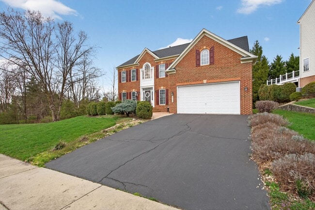 Building Photo - 43286 Canal Creek Pl