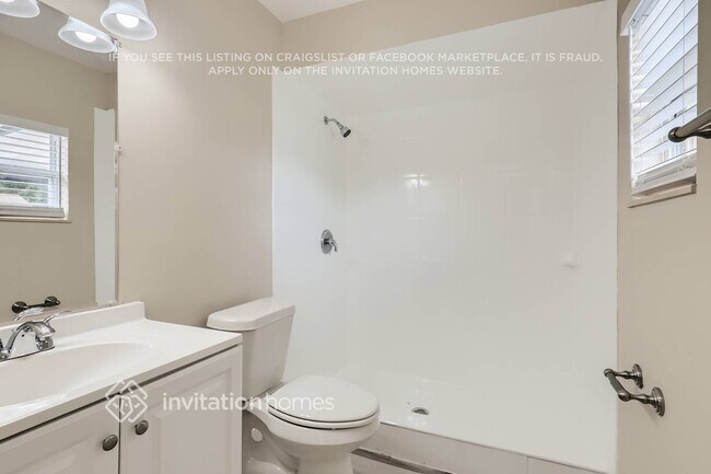 Building Photo - 6234 Beaumont Ave