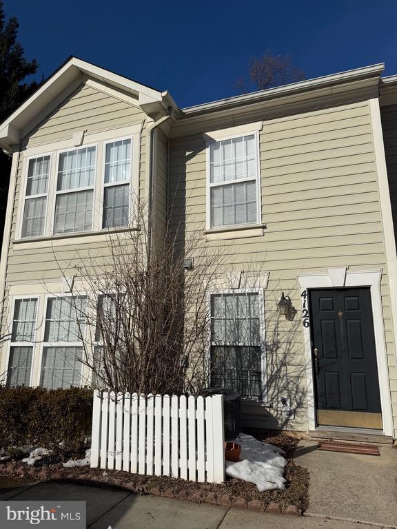 Building Photo - 4126 Timber Log Way