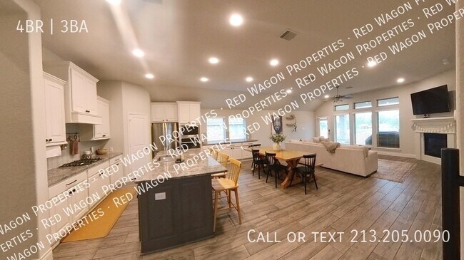 Building Photo - 9838 Kremmen Pl