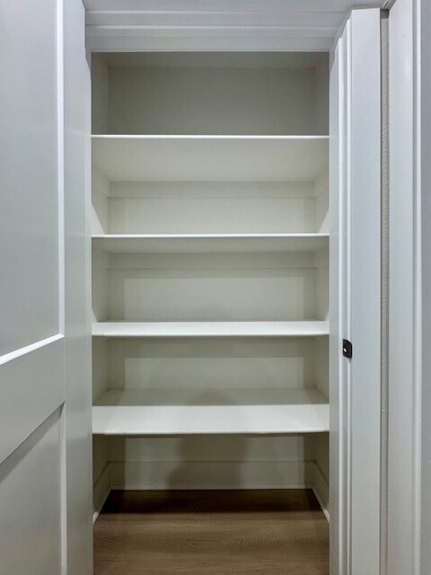 Building Photo - 1208 W Lazy L St