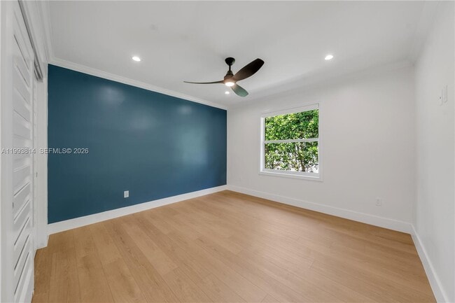 Building Photo - 5120 Carillo St