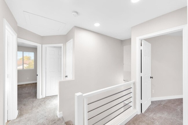 Building Photo - Stunning Remodeled Summerlin Home!