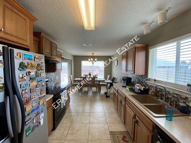 Building Photo - 2205 Gozo Ct