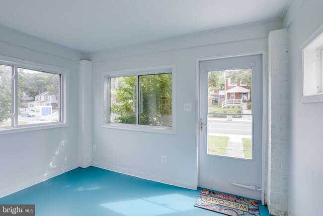 Building Photo - 2719 Albemarle Dr