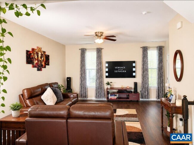 Building Photo - 2046 Elm Tree Ct