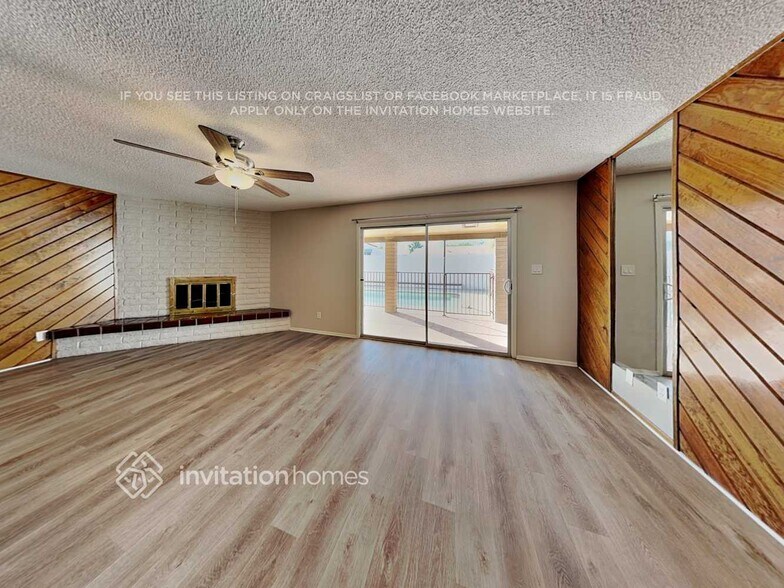 Building Photo - 4507 W Gardenia Ave
