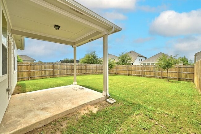 Building Photo - 11921 Cimaizon Dr