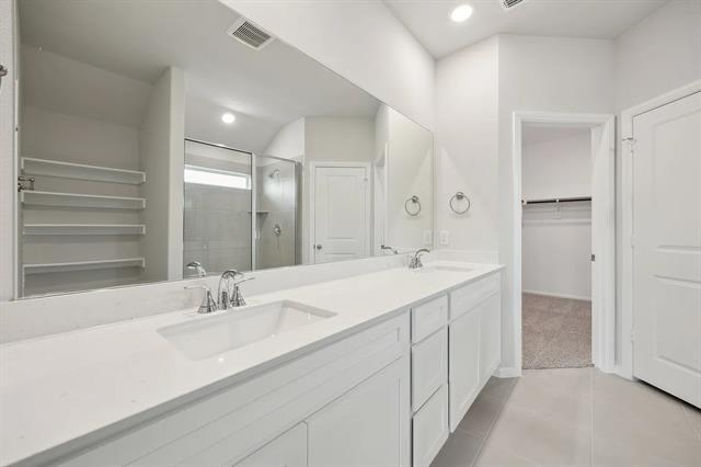Building Photo - 216 Tartane Dr