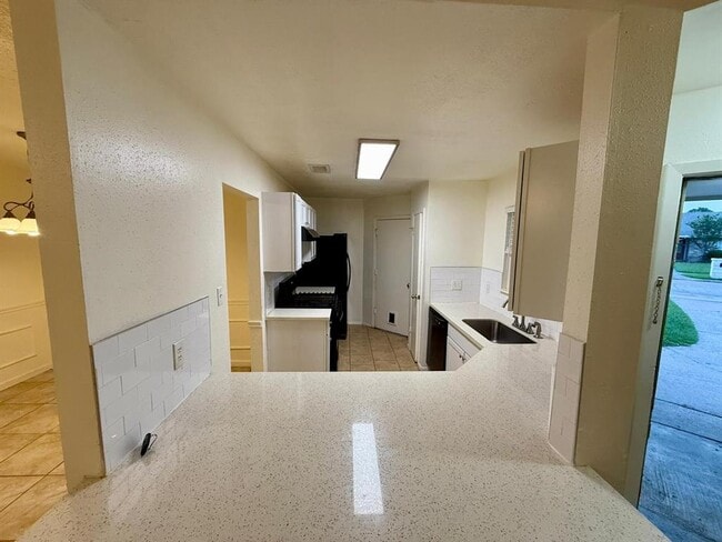 Building Photo - 18611 Bridoon Dr