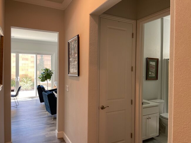 Building Photo - 8665 Mahonia Dr
