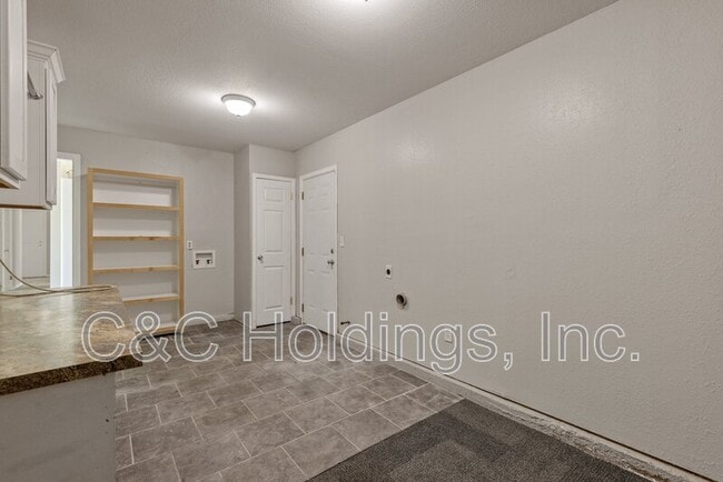 Building Photo - 20154 E 3rd St