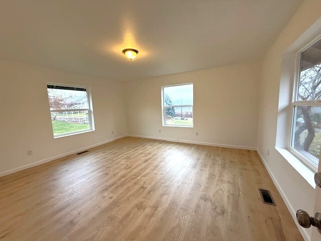 Building Photo - 1880 8th St SE