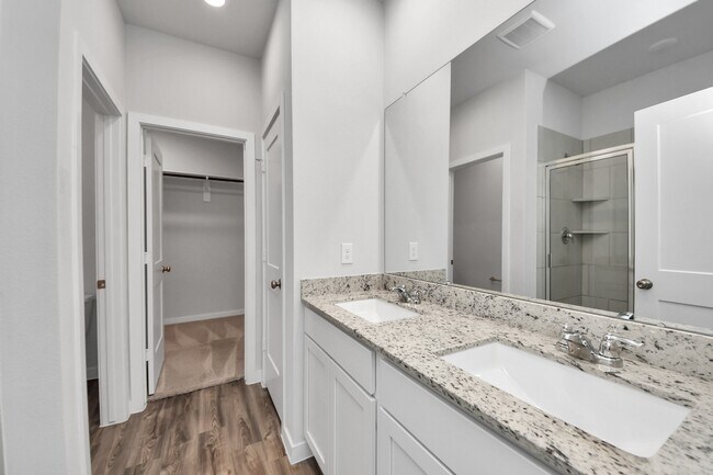 Building Photo - 5611 Fresh View Ct