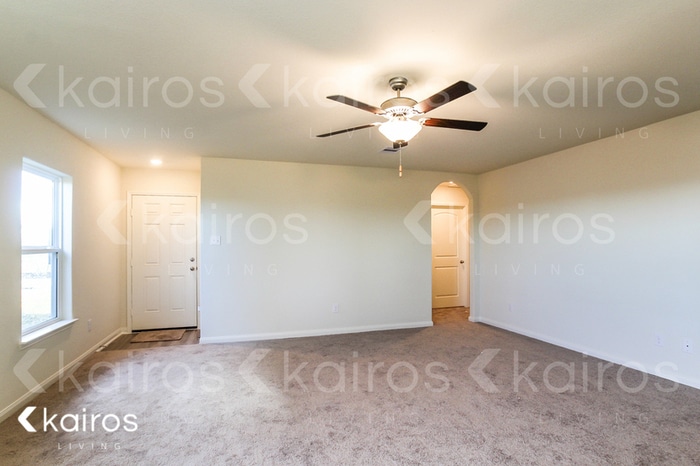 Building Photo - 8418 Longshore Slope Rd