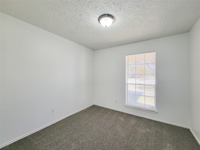 Building Photo - 8514 Opalwood Ct