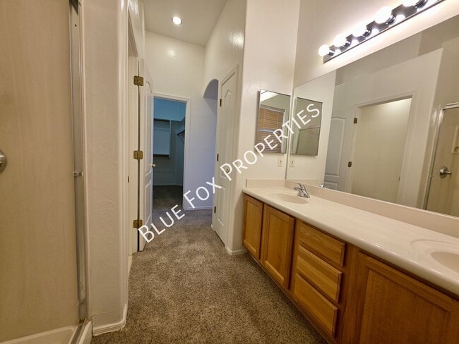Building Photo - 13088 N Pier Mountain Rd