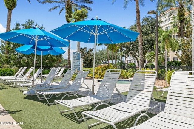 Building Photo - 102 Yacht Harbor Dr