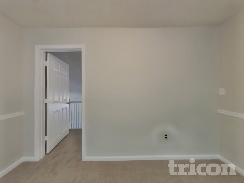 Building Photo - 1710 Hidden Shoals Dr SE