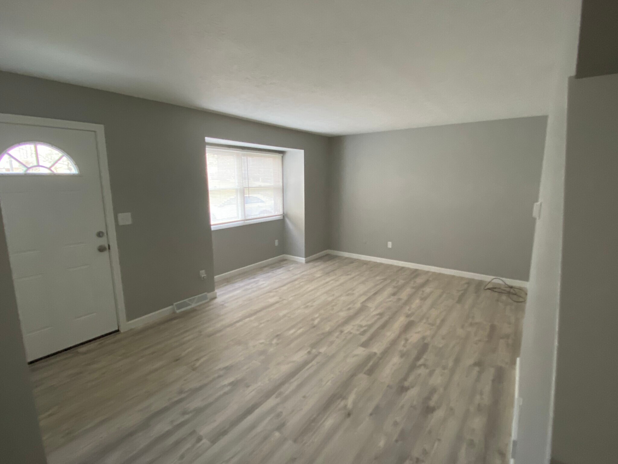 Building Photo - 6036 Applecrest Ct