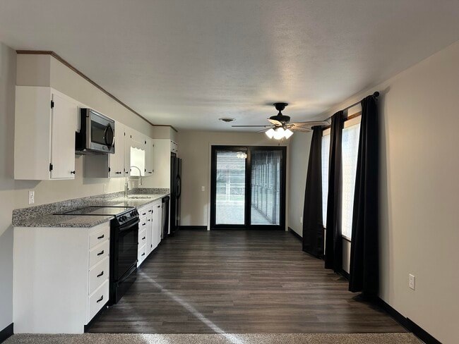 Building Photo - 260 John The Diver Trail