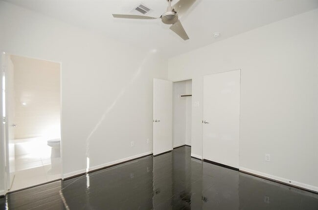 Building Photo - 1522 Blodgett St