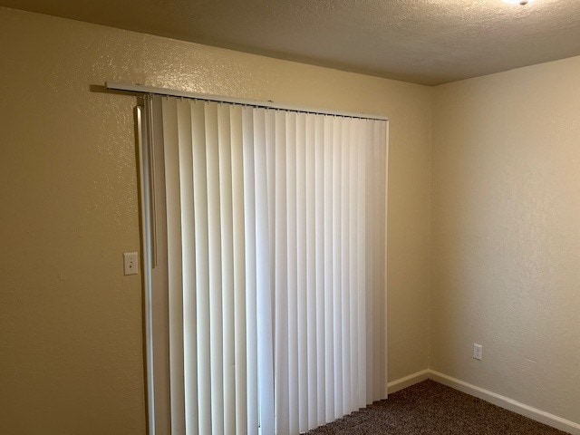 Building Photo - North Stockton Duplex – 3 Bed / 2 Bath / 2-Car Garage