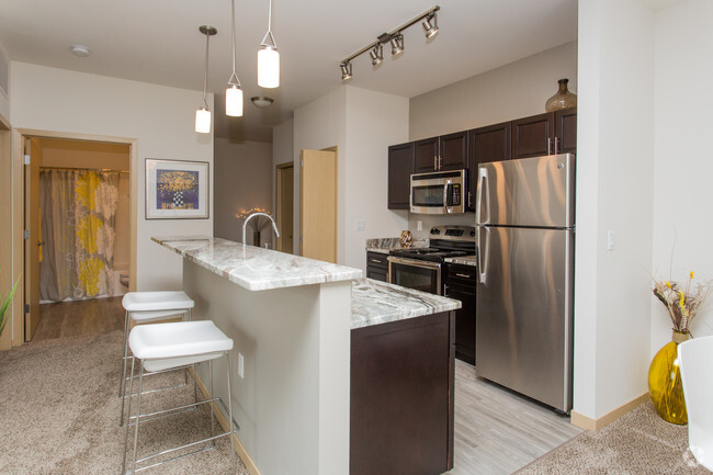 Interior Photo - The Pointe