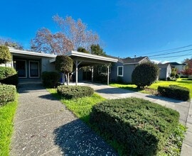 Building Photo - MAI1880-1884