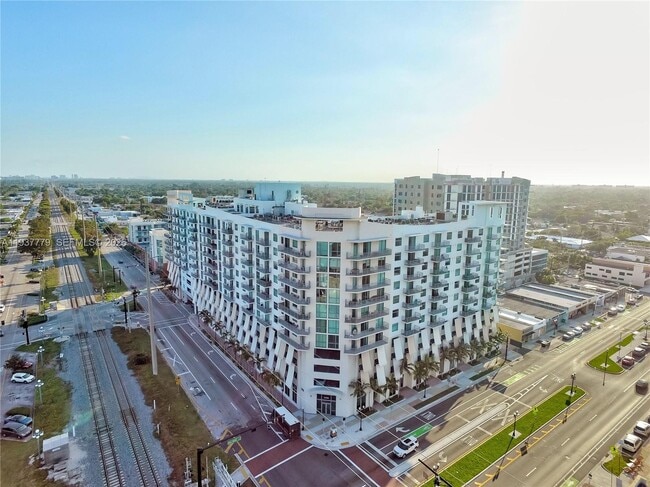 Building Photo - 140 S Dixie Hwy