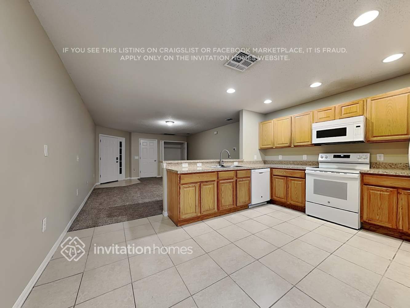 Building Photo - 2411 Cedarfield Ln