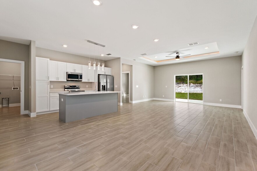 Building Photo - 53 Redwood Ct