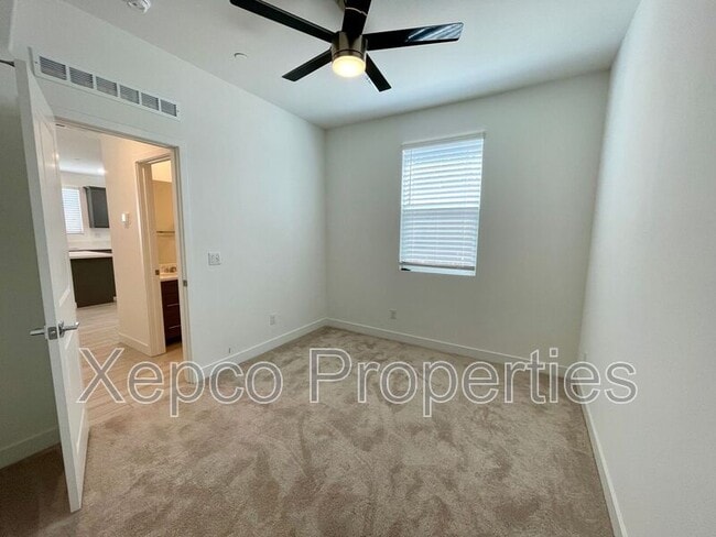 Building Photo - 41425 Penn Dr