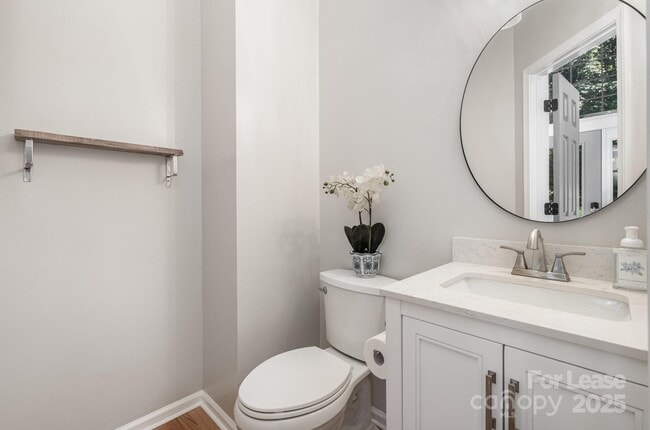 Building Photo - 111 Monterey Dr