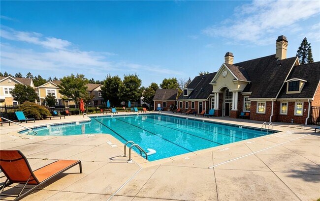 Building Photo - 602 Lofty Ln