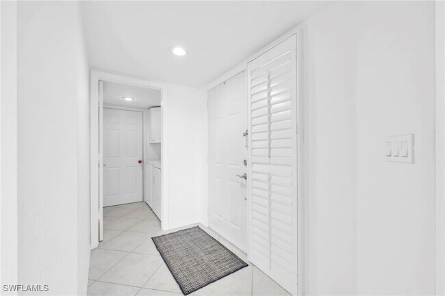Building Photo - 2541 Citrus Lake Dr
