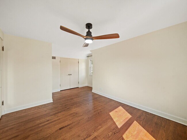 Building Photo - 361 Bryant Ave