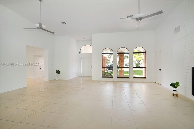 Building Photo - 6841 SW 130th Terrace