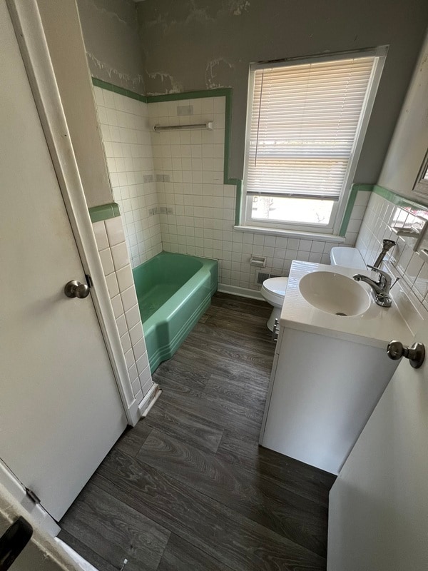 Building Photo - 1105 Ironington Rd