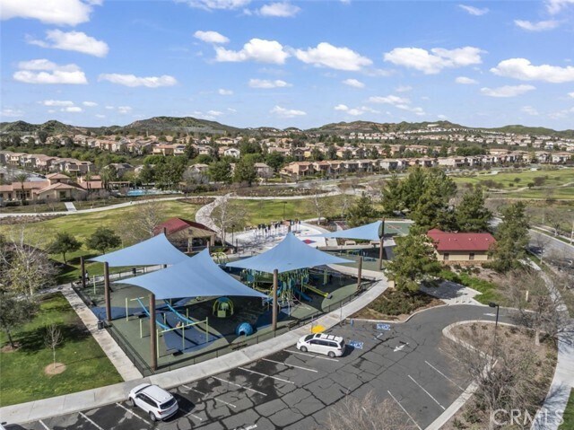 Building Photo - 28649 Jardineras Dr