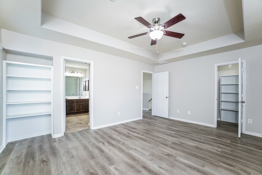 Building Photo - 2694 Elm Crossing Trail