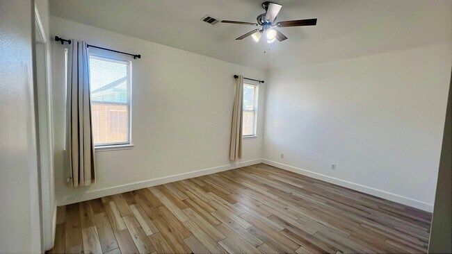 Building Photo - 15822 Lost Anchor Way Ln