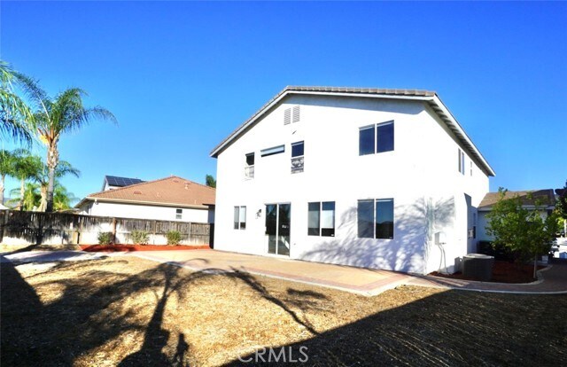 Building Photo - 35829 Country Park Dr
