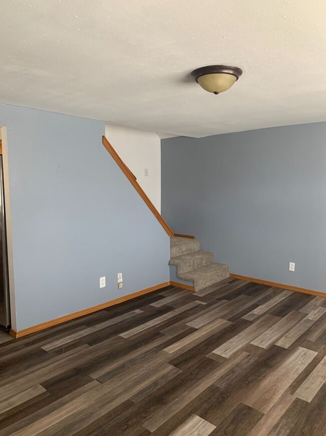 Building Photo - Charming house on 2 beautiful corner lots!