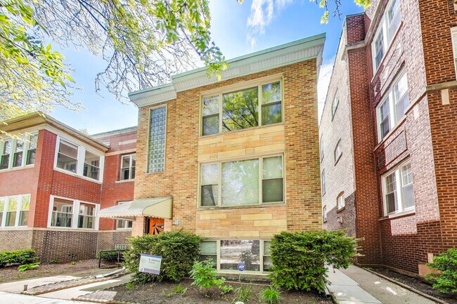 Primary Photo - 5140 N Leavitt St