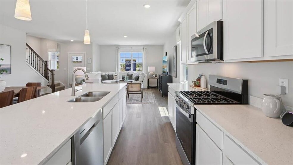 Building Photo - 521 Oak Opening Dr