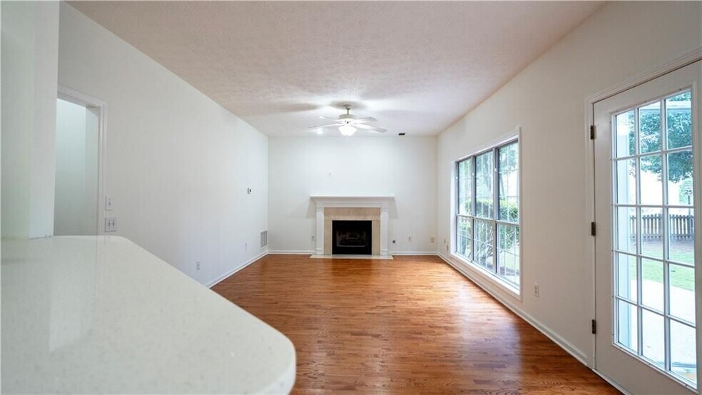 Building Photo - 1607 Tunbridge Ln